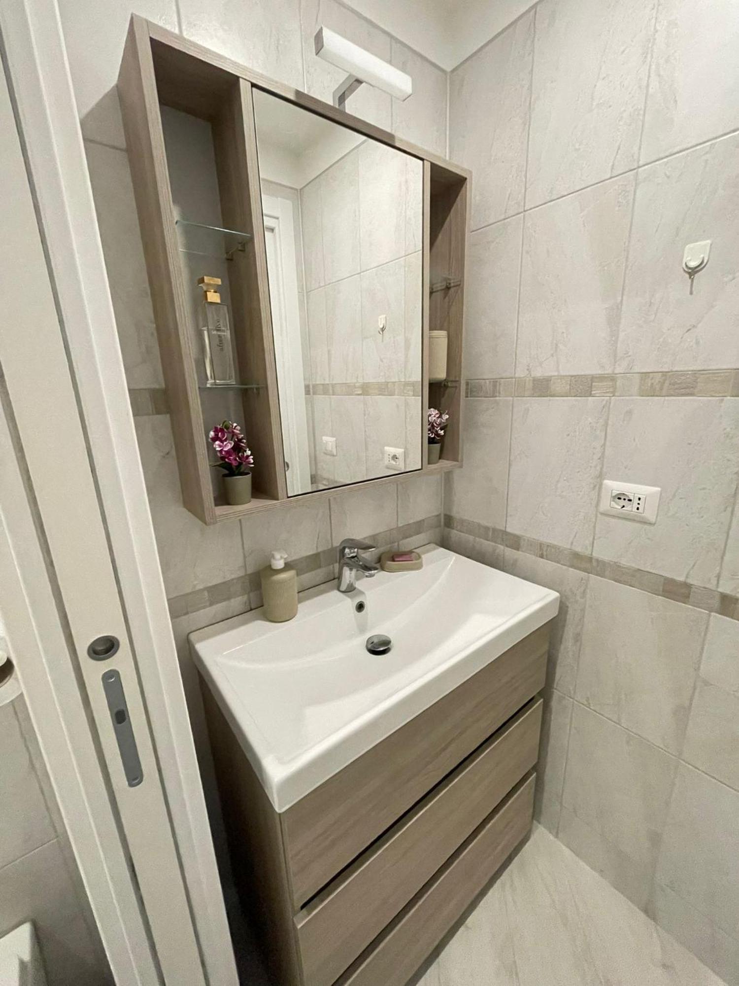 Nina'S House Apartment Торе Анунциата Екстериор снимка